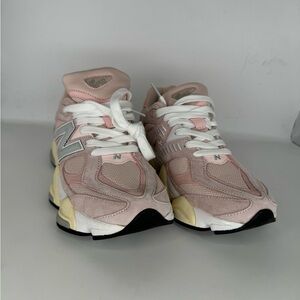New Balance 9060 - Vintage Rose